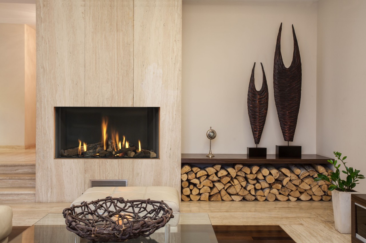 A fireplace almost always becomes a center of any premise in which it is situated. We arrange sitting area around the fireplace with pieces of furniture in such away that they were facing to the center of warmth and home comfort. Let’s look at some ideas